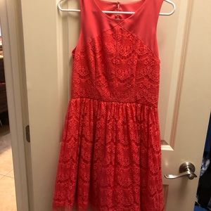 Jessica Simpson dress